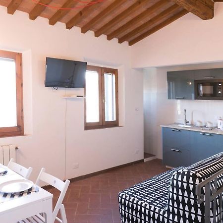 Altido Apt For 6 With Lovely Views 3 Mins To Corso Italia Pisa Buitenkant foto